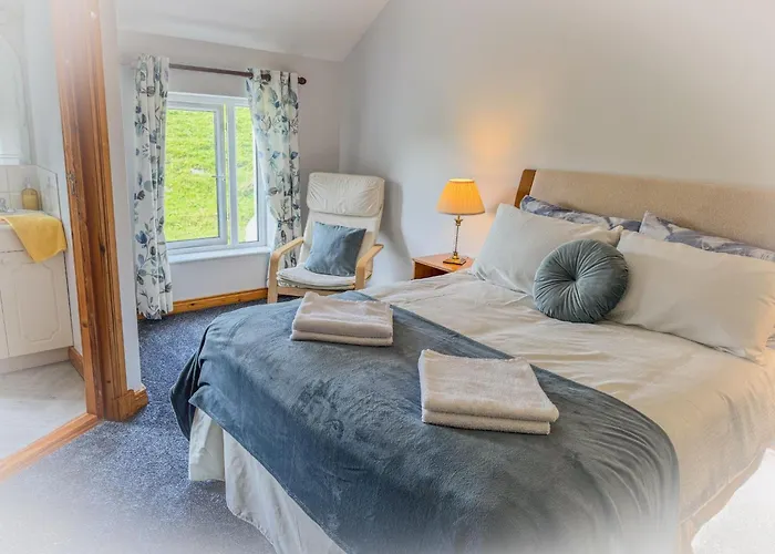 Kilcashel House, Ardara, F94 P802 住宿加早餐酒店 *