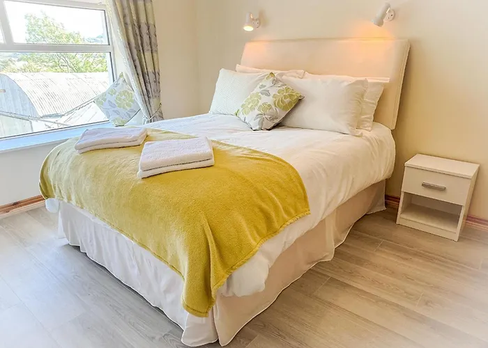 Kilcashel House, Ardara, F94 P802 住宿加早餐酒店 *